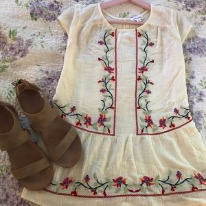 Hailey & Co Floral Peplum Tee